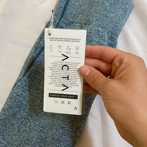 ACTA blue seamless leggings NWT